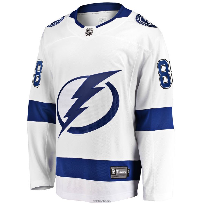 Männer NHL Tampa Bay Lightning Andrei Vasilevskiy Fanatics gebrandetes weißes Auswärtstrikot des Premier Breakaway-Spielers Kleidung BF680T499